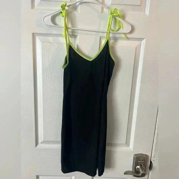 SHEIN Womans Lightweight Dress. Size small - Picture 1 of 3